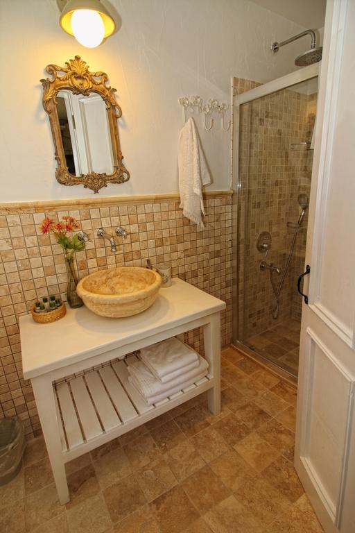 Kupina Alaçatı Luaran gambar