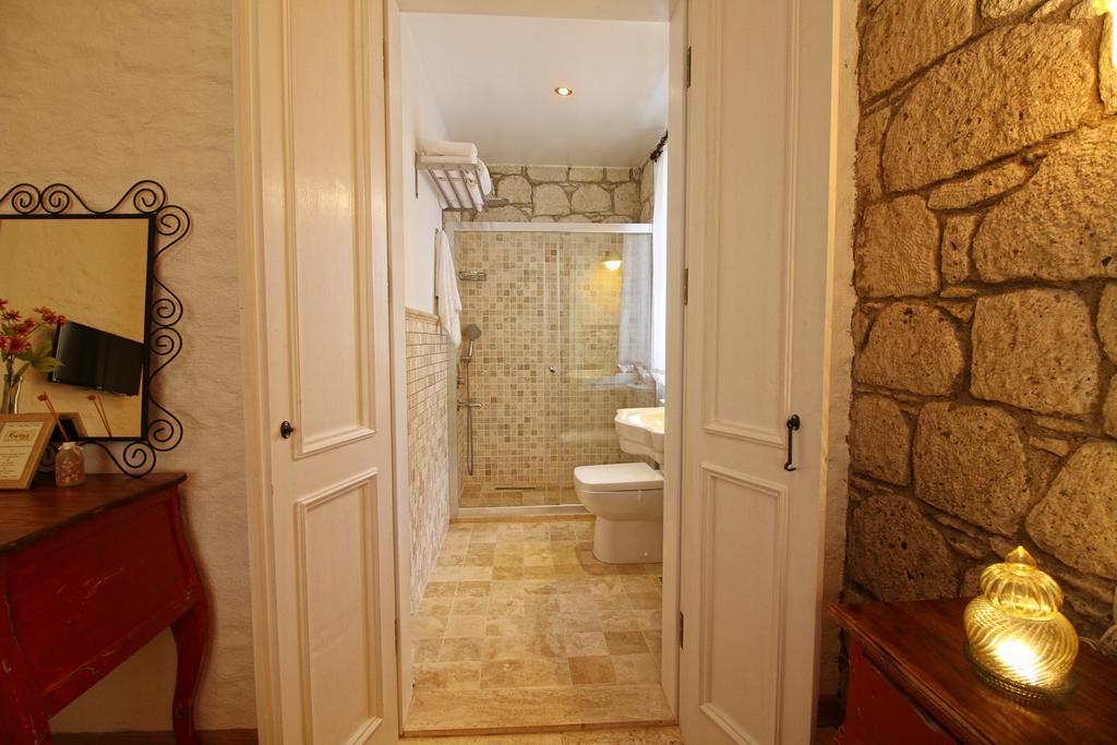 Kupina Alaçatı Luaran gambar